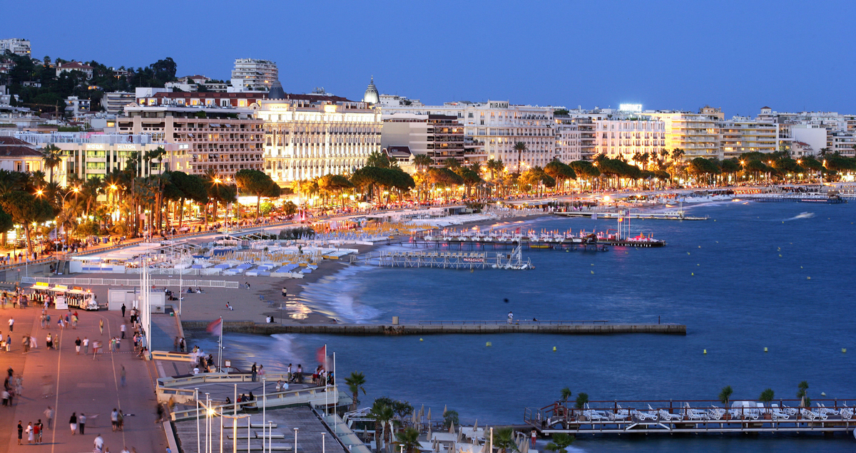 car-luxury-agency-rent-a-car-in-cannes-croisette